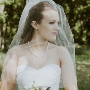 NWT David’s Bridal ivory blusher veil 👰